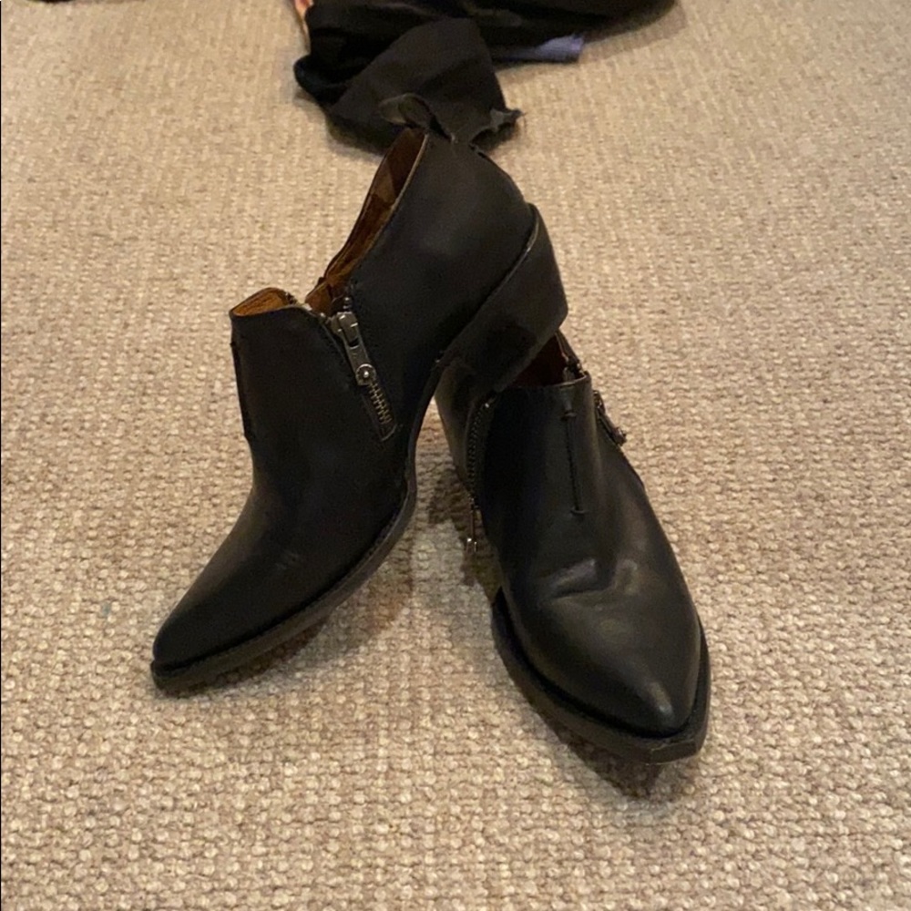 Black Frye booties